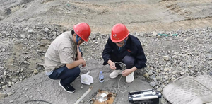 采矿研究室技术人员赴固阳矿山公司开展爆破测振服务